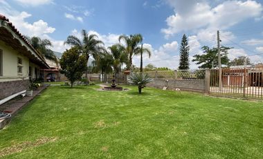 HERMOSA TERRAZA A UN COSTADO DEL LAGO DE CAJITITLÁN