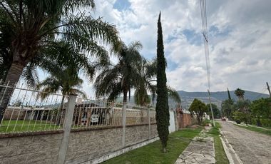 HERMOSA TERRAZA A UN COSTADO DEL LAGO DE CAJITITLÁN
