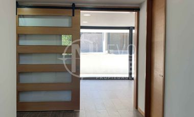 VENTA CASA MEDITERRÁNEA EN CONDOMINIO LA RESERVA, CHICUREO