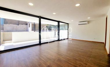 VENTA CASA MEDITERRÁNEA EN CONDOMINIO LA RESERVA, CHICUREO