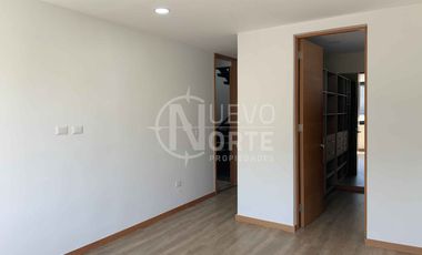 VENTA CASA MEDITERRÁNEA EN CONDOMINIO LA RESERVA, CHICUREO