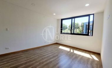 VENTA CASA MEDITERRÁNEA EN CONDOMINIO LA RESERVA, CHICUREO