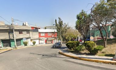 Inversión Segura y Rentable en Bienes Raíces, Casa en Col. Residencial Coacalco, Mex.