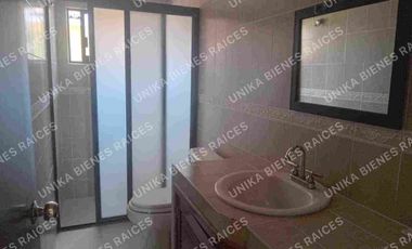 CASA DE DOS PISOS EN PRIVADA CON DOBLE CASETA DE VIGILANCIA