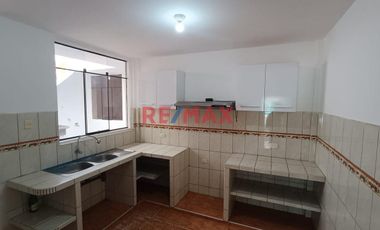 CASA EN VENTA EN VILLA LAS PALMAS NUEVO CHIMBOTE