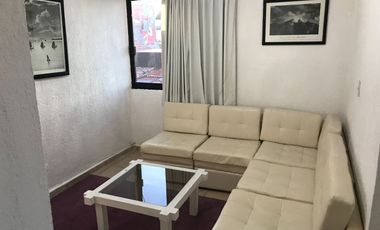 CASA EN CONDOMINIO LOMA DE JURIQUILLA. Con 2 plantas, 2 recamaras,  estudio TV y 2 baños.