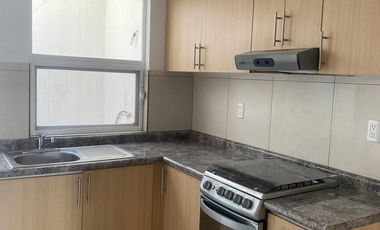 VENDO CASA POR POLIFORUM LEON