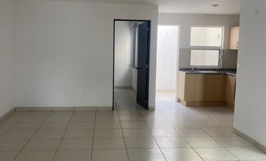 VENDO CASA POR POLIFORUM LEON