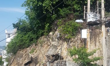 ”¡Terreno en venta en Acapulco con doble frente! Negociable – A solo $550 mil”