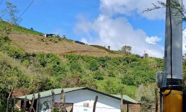 FINCA FAVORABLE EN GIRARDOTA ANTIOQUIA COLOMBIA.