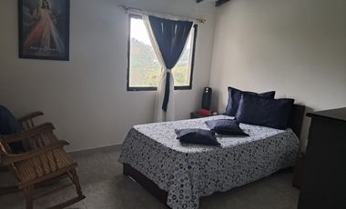 FINCA FAVORABLE EN GIRARDOTA ANTIOQUIA COLOMBIA.