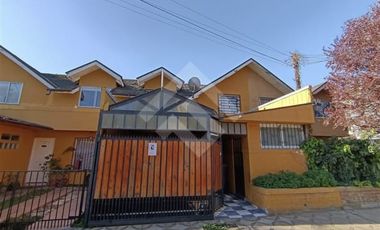 Cómoda casa Barrio Holanda, Sector la Farfana