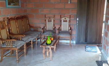 FINCA FAVORABLE EN MARINILLA ANTIOQUIA COLOMBIA.