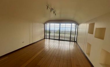 RENTO CASA EN URBANIZACION CAMPO ALEGRE