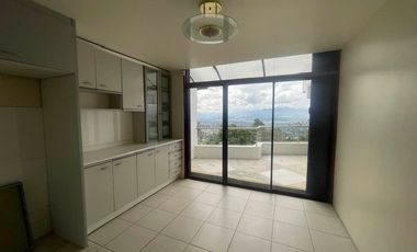 RENTO CASA EN URBANIZACION CAMPO ALEGRE