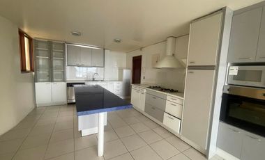 RENTO CASA EN URBANIZACION CAMPO ALEGRE