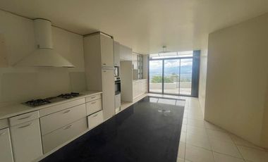 RENTO CASA EN URBANIZACION CAMPO ALEGRE