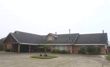 Casa de alta gama en condominio cerrado