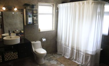 Casa de alta gama en condominio cerrado