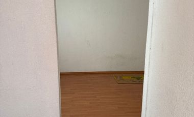 Casa En Remate En Viveros Del Retiro 12b, 7 Hab Viveros De La Loma, Tlalnepantla, Estado De Mexico