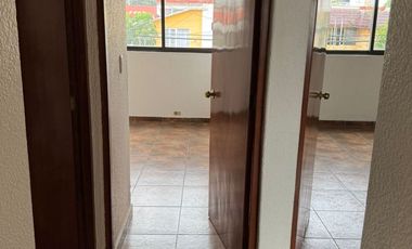 Casa En Remate En Viveros Del Retiro 12b, 7 Hab Viveros De La Loma, Tlalnepantla, Estado De Mexico