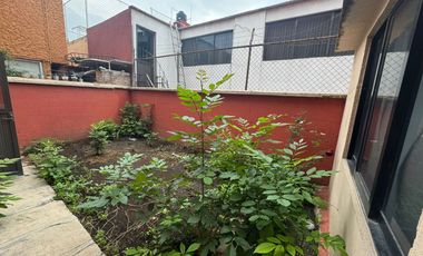 Casa En Remate En Viveros Del Retiro 12b, 7 Hab Viveros De La Loma, Tlalnepantla, Estado De Mexico