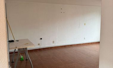 Casa En Remate En Viveros Del Retiro 12b, 7 Hab Viveros De La Loma, Tlalnepantla, Estado De Mexico