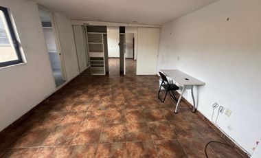 Casa En Remate En Viveros Del Retiro 12b, 7 Hab Viveros De La Loma, Tlalnepantla, Estado De Mexico