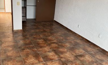 Casa En Remate En Viveros Del Retiro 12b, 7 Hab Viveros De La Loma, Tlalnepantla, Estado De Mexico