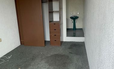 Casa En Remate En Viveros Del Retiro 12b, 7 Hab Viveros De La Loma, Tlalnepantla, Estado De Mexico