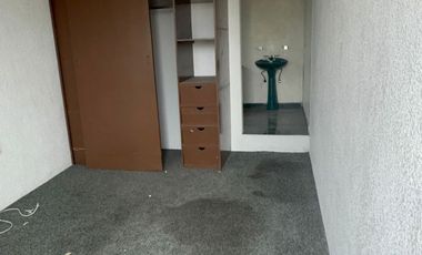 Casa En Remate En Viveros Del Retiro 12b, 7 Hab Viveros De La Loma, Tlalnepantla, Estado De Mexico