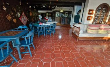 Casa en Jardines de Ahuatepec, Cuernavaca, Morelos