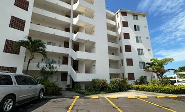 Departamento Amueblado en Renta en Flamingos – 3 Recámaras, Alberca y Terraza