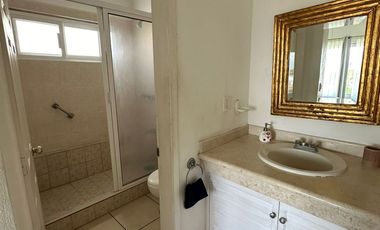 Departamento Amueblado en Renta en Flamingos – 3 Recámaras, Alberca y Terraza