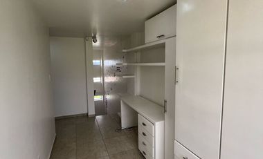 CASA 120 m2, excelente ubicación, cerca a Av. Simón Bolívar.