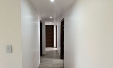 CASA 120 m2, excelente ubicación, cerca a Av. Simón Bolívar.