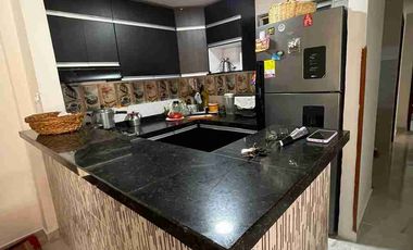 VENDO HERMOSA CASA