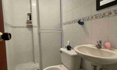 VENDO HERMOSA CASA
