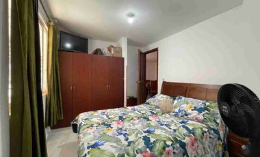 VENDO HERMOSA CASA