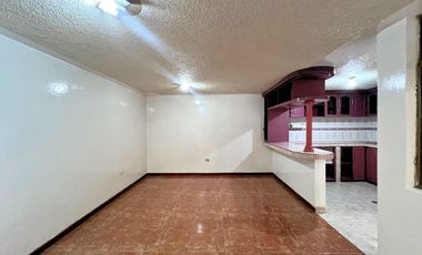 Casa de oportunidad, sector Solanda, cerca al colegio Concejo Provincial de Pichincha