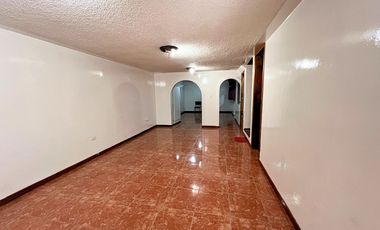 Casa de oportunidad, sector Solanda, cerca al colegio Concejo Provincial de Pichincha