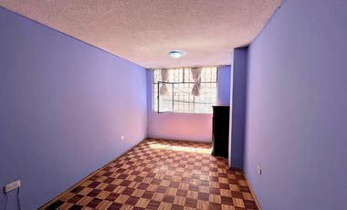 Casa de oportunidad, sector Solanda, cerca al colegio Concejo Provincial de Pichincha