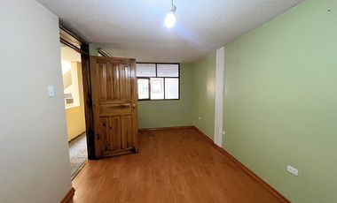 Casa de oportunidad, sector Solanda, cerca al colegio Concejo Provincial de Pichincha