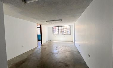 Casa de oportunidad, sector Solanda, cerca al colegio Concejo Provincial de Pichincha