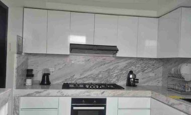 Venta casa 3 dormitorios urbanización Cataluña via Samborondón Salitre