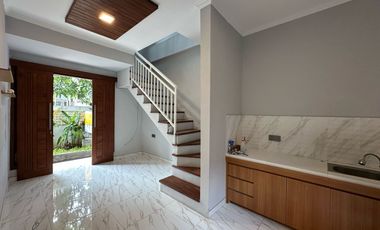 For Rent Yearly – 3 Bedroom House in Sidakarya, Denpasar