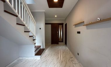 For Rent Yearly – 3 Bedroom House in Sidakarya, Denpasar