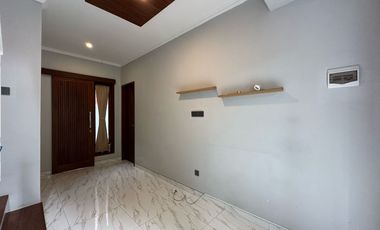 For Rent Yearly – 3 Bedroom House in Sidakarya, Denpasar