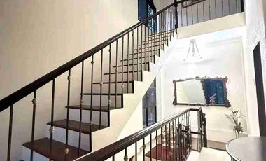 HOUSE AND LOT FOR SALE/RENT 🏠 INSIDE HIGH IN SUBD IN (VILLAS MAGALLANES SUBD)WITH POOL INSIDE