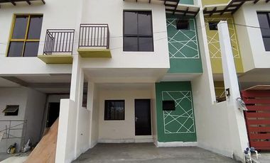 3-Storey Nest Peak Subdivision Ponte Verde Cupang - Marikina with Overlooking View